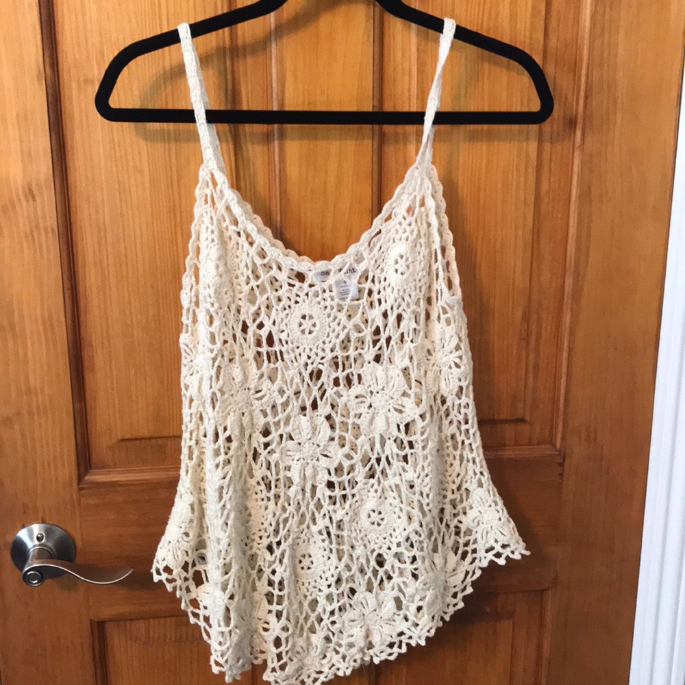 💠💠PRICE DROP💠💠 Crochet white top NWOT